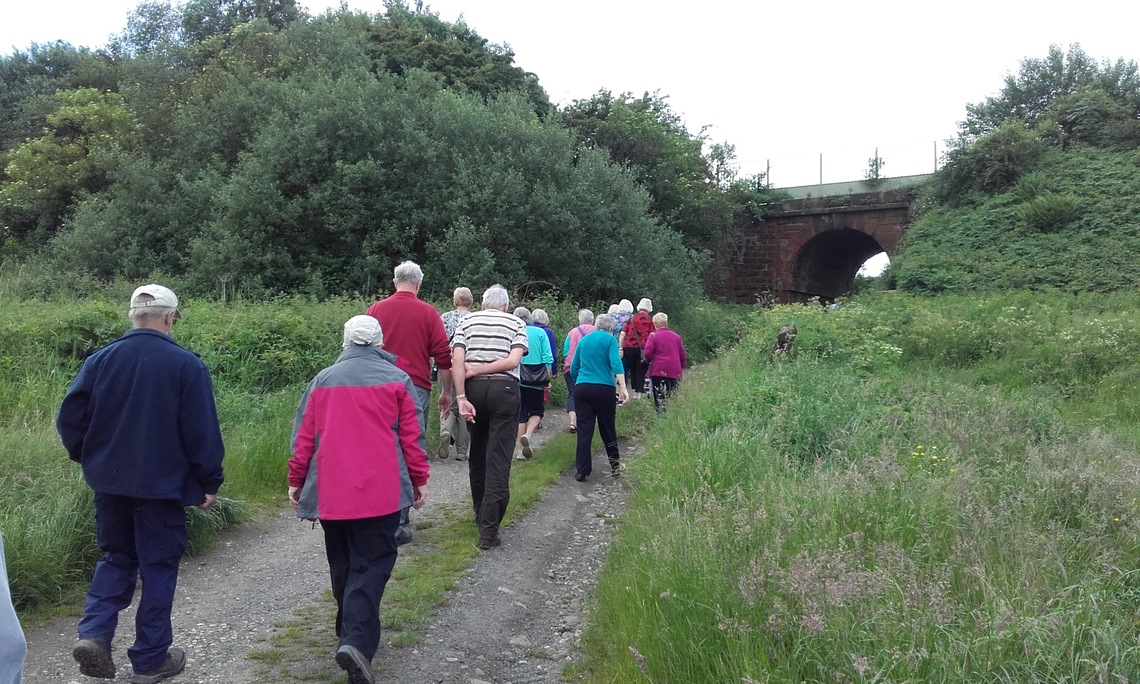 Stocksbridge at Oxspring setting off
